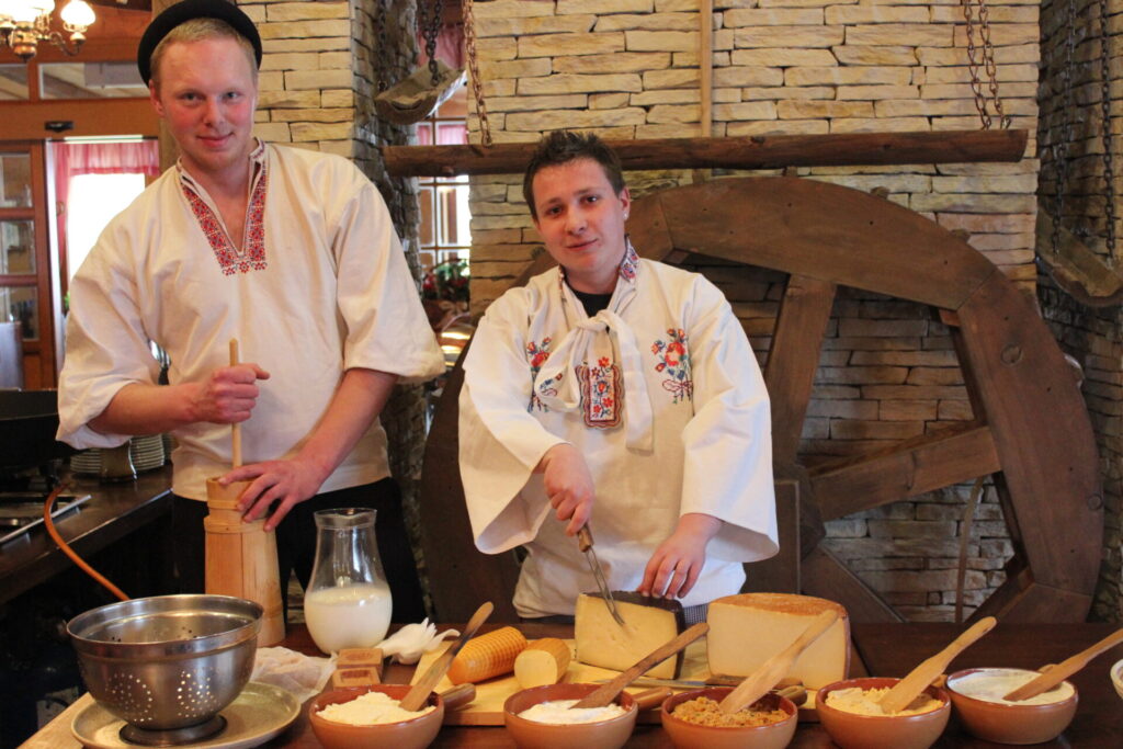 Slovenský bazár - tržnica. Gastroshow v Hoteli Družba. 