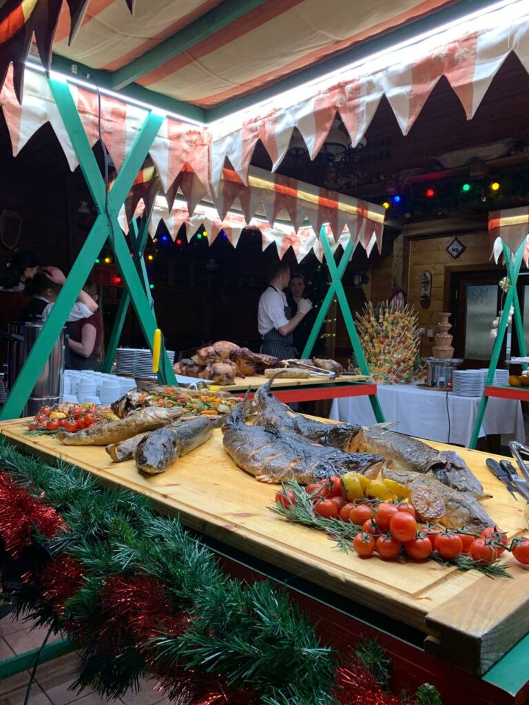 Vianočné trhy. Gastroshow v Hoteli Družba v Jasnej. 