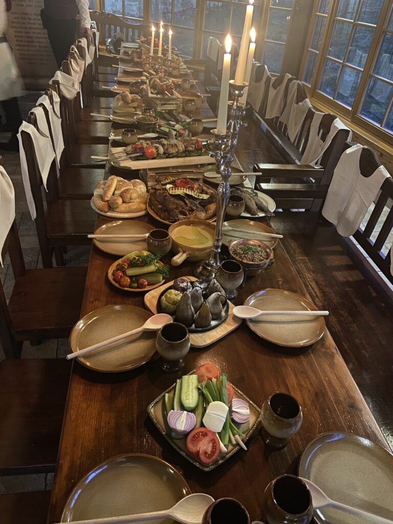 Stredoveká hostina. Gastroshow v Hoteli Družba v Jasnej. 