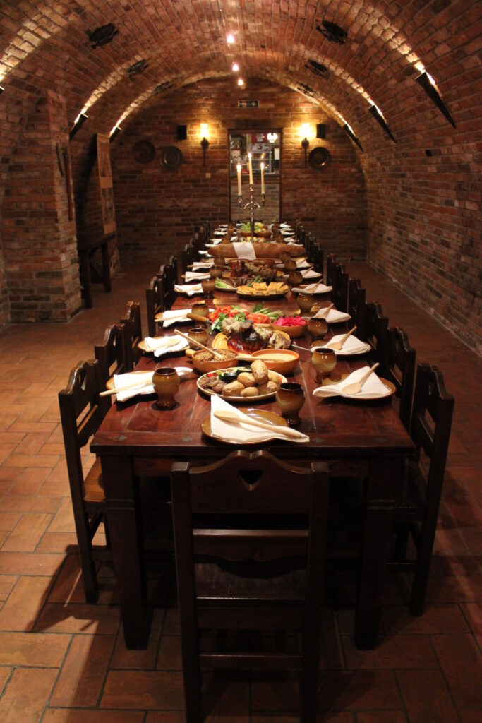 Stredoveká hostina. Gastroshow v Hoteli Družba v Jasnej. 