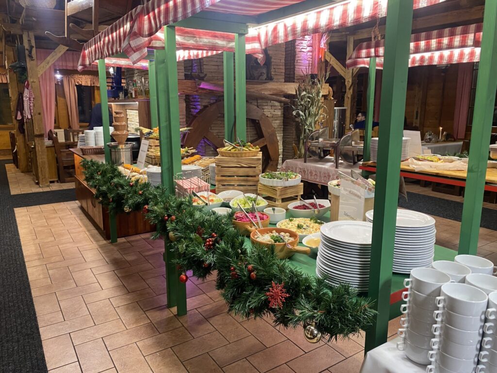 Vianočné trhy. Gastroshow v Hoteli Družba v Jasnej. 